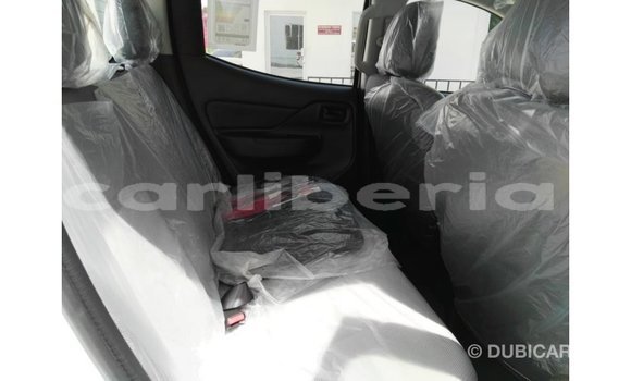 Acheter Import Voiture Mitsubishi L200 Blanc à Import - Dubai, Comté de Bomi Acheter Import Voiture Mitsubishi L200 Blanc à Import - Dubai, Comté de Bomi