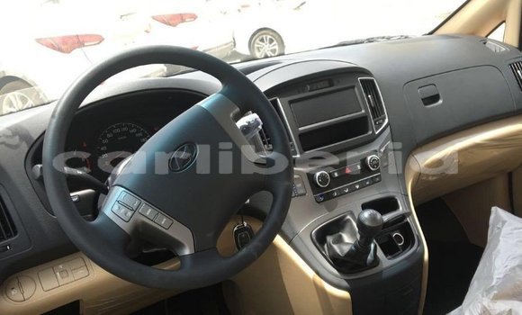 Buy Import Hyundai Accent White Car in Import - Dubai in Bomi County Buy Import Hyundai Accent White Car in Import - Dubai in Bomi County