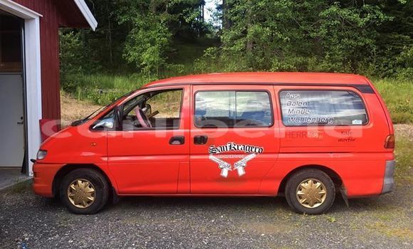 Buy Used Mitsubishi L400 Red Car in Monrovia in Montserrado County Buy Used Mitsubishi L400 Red Car in Monrovia in Montserrado County