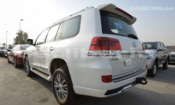 Buy Import Toyota Land Cruiser White Car in Import - Dubai in Bomi County Buy Import Toyota Land Cruiser White Car in Import - Dubai in Bomi County