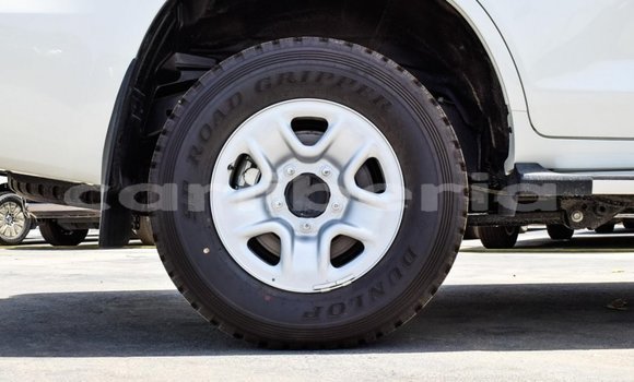 Acheter Neuf Voiture Toyota Land Cruiser Blanc à Barclayville, Grand Kru County Acheter Neuf Voiture Toyota Land Cruiser Blanc à Barclayville, Grand Kru County