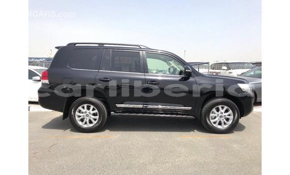 Buy Import Toyota Land Cruiser Black Car in Import - Dubai in Bomi County Buy Import Toyota Land Cruiser Black Car in Import - Dubai in Bomi County
