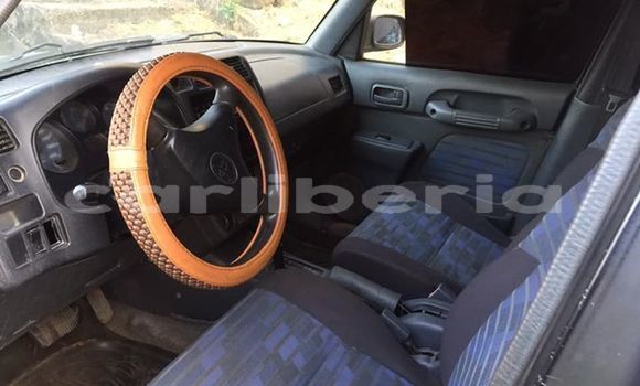 Buy Used Toyota RAV4 Green Car in Monrovia in Montserrado County Buy Used Toyota RAV4 Green Car in Monrovia in Montserrado County