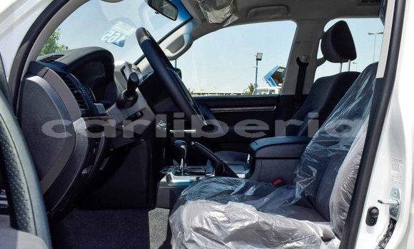 Acheter Neuf Voiture Toyota Land Cruiser Blanc à Barclayville, Grand Kru County Acheter Neuf Voiture Toyota Land Cruiser Blanc à Barclayville, Grand Kru County