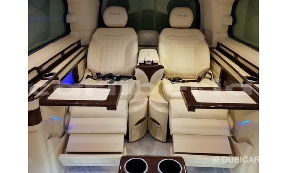 Acheter Import Voiture Mercedes-Benz 250 Noir à Import - Dubai, Comté de Bomi Acheter Import Voiture Mercedes-Benz 250 Noir à Import - Dubai, Comté de Bomi