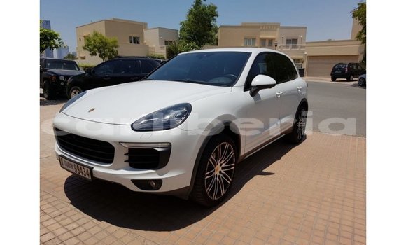 Buy Import Porsche Cayenne White Car in Import - Dubai in Bomi County