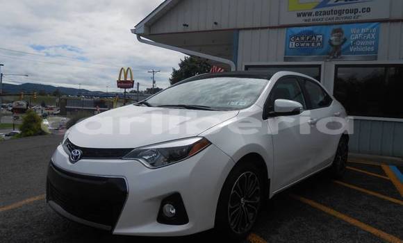 Buy Used Toyota Corolla White Car in Monrovia in Montserrado County Buy Used Toyota Corolla White Car in Monrovia in Montserrado County