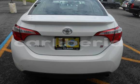 Buy Used Toyota Corolla White Car in Monrovia in Montserrado County Buy Used Toyota Corolla White Car in Monrovia in Montserrado County