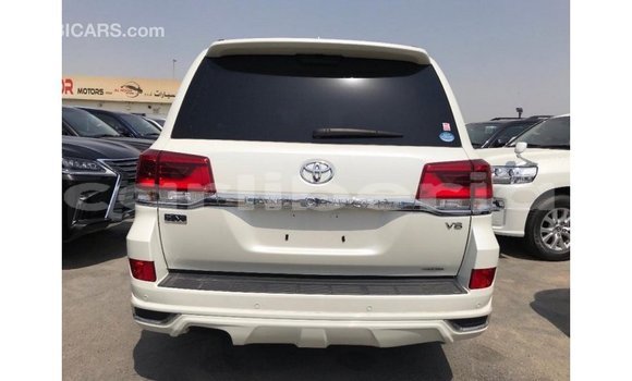 Buy Import Toyota Land Cruiser White Car in Import - Dubai in Bomi County Buy Import Toyota Land Cruiser White Car in Import - Dubai in Bomi County