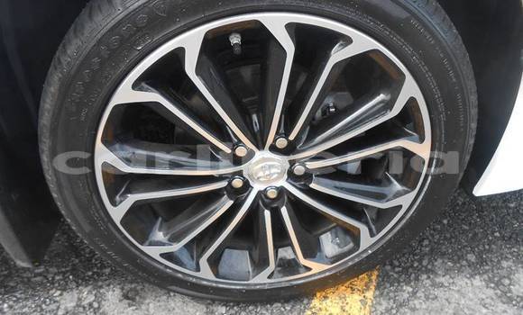 Buy Used Toyota Corolla White Car in Monrovia in Montserrado County Buy Used Toyota Corolla White Car in Monrovia in Montserrado County