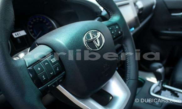 Acheter Import Voiture Toyota Hilux Noir à Import - Dubai, Comté de Bomi Acheter Import Voiture Toyota Hilux Noir à Import - Dubai, Comté de Bomi
