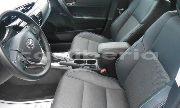 Buy Used Toyota Corolla White Car in Monrovia in Montserrado County Buy Used Toyota Corolla White Car in Monrovia in Montserrado County