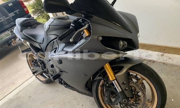 Buy Used Yamaha R1 Black Bike in Monrovia in Montserrado County Buy Used Yamaha R1 Black Bike in Monrovia in Montserrado County