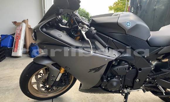 Buy Used Yamaha R1 Black Bike in Monrovia in Montserrado County Buy Used Yamaha R1 Black Bike in Monrovia in Montserrado County