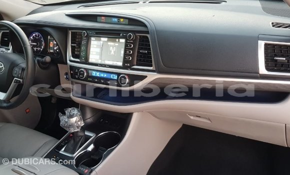 Buy Import Toyota Highlander Other Car in Import - Dubai in Bomi County Buy Import Toyota Highlander Other Car in Import - Dubai in Bomi County