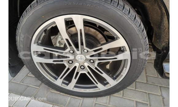 Acheter Import Voiture Toyota Land Cruiser Noir à Import - Dubai, Comté de Bomi Acheter Import Voiture Toyota Land Cruiser Noir à Import - Dubai, Comté de Bomi