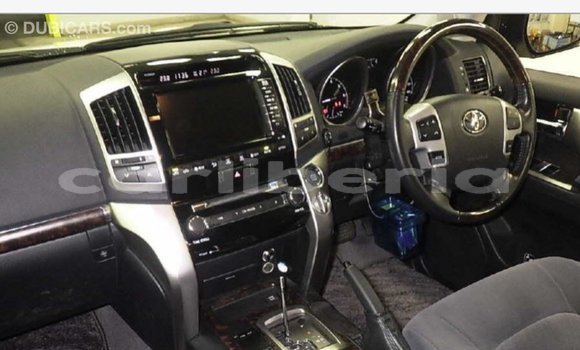 Buy Import Toyota Land Cruiser White Car in Import - Dubai in Bomi County Buy Import Toyota Land Cruiser White Car in Import - Dubai in Bomi County