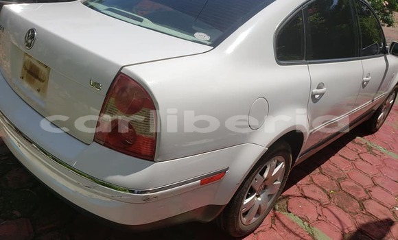 Buy Used Volkswagen Passat White Car in Monrovia in Montserrado County Buy Used Volkswagen Passat White Car in Monrovia in Montserrado County