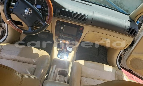 Buy Used Volkswagen Passat White Car in Monrovia in Montserrado County Buy Used Volkswagen Passat White Car in Monrovia in Montserrado County