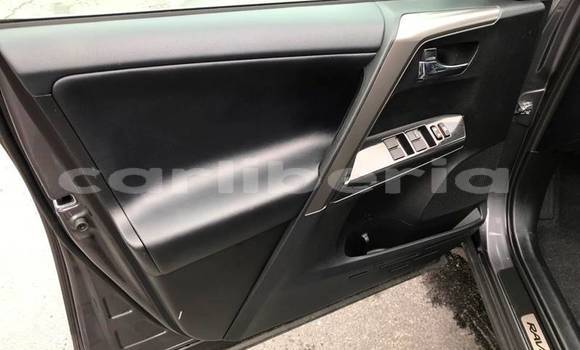 Buy Used Toyota RAV4 Brown Car in Monrovia in Montserrado County Buy Used Toyota RAV4 Brown Car in Monrovia in Montserrado County