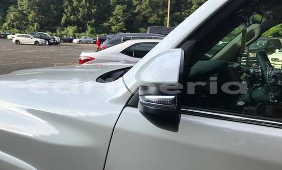 Buy Used Toyota 4Runner White Car in Monrovia in Montserrado County Buy Used Toyota 4Runner White Car in Monrovia in Montserrado County