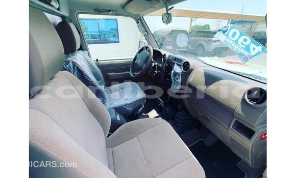 Buy Import Toyota Land Cruiser Beige Car in Import - Dubai in Bomi County Buy Import Toyota Land Cruiser Beige Car in Import - Dubai in Bomi County