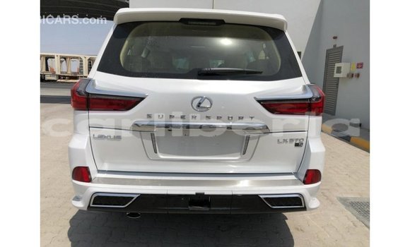 Acheter Import Voiture Lexus LX Blanc à Import - Dubai, Comté de Bomi Acheter Import Voiture Lexus LX Blanc à Import - Dubai, Comté de Bomi