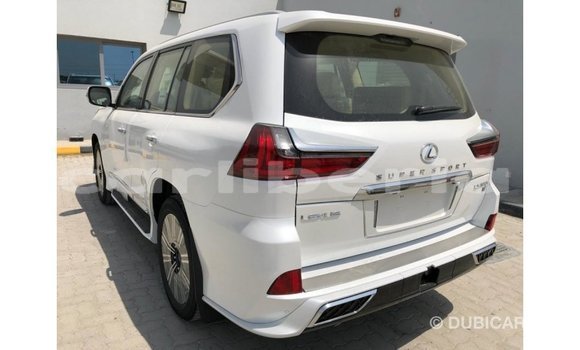 Acheter Import Voiture Lexus LX Blanc à Import - Dubai, Comté de Bomi Acheter Import Voiture Lexus LX Blanc à Import - Dubai, Comté de Bomi