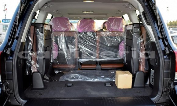 Acheter Neuf Voiture Toyota Land Cruiser Noir à Barclayville, Grand Kru County Acheter Neuf Voiture Toyota Land Cruiser Noir à Barclayville, Grand Kru County