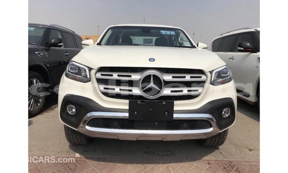 Buy Import Mercedes-Benz 250 White Car in Import - Dubai in Bomi County Buy Import Mercedes-Benz 250 White Car in Import - Dubai in Bomi County