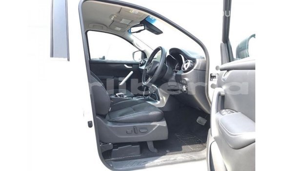 Buy Import Mercedes-Benz 250 White Car in Import - Dubai in Bomi County Buy Import Mercedes-Benz 250 White Car in Import - Dubai in Bomi County