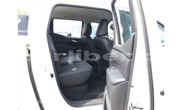 Buy Import Mercedes-Benz 250 White Car in Import - Dubai in Bomi County Buy Import Mercedes-Benz 250 White Car in Import - Dubai in Bomi County