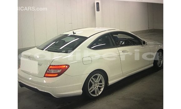 Buy Import Mercedes-Benz 190 White Car in Import - Dubai in Bomi County Buy Import Mercedes-Benz 190 White Car in Import - Dubai in Bomi County