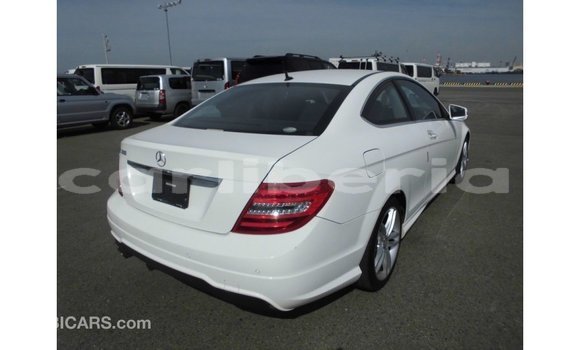 Buy Import Mercedes-Benz 190 White Car in Import - Dubai in Bomi County Buy Import Mercedes-Benz 190 White Car in Import - Dubai in Bomi County