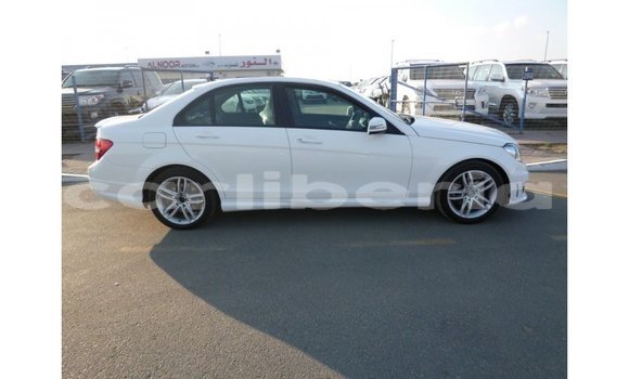 Buy Import Mercedes-Benz 200 White Car in Import - Dubai in Bomi County Buy Import Mercedes-Benz 200 White Car in Import - Dubai in Bomi County