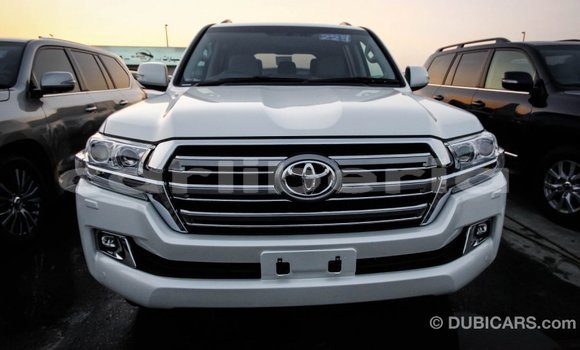 Buy Import Toyota Land Cruiser White Car in Import - Dubai in Bomi County Buy Import Toyota Land Cruiser White Car in Import - Dubai in Bomi County