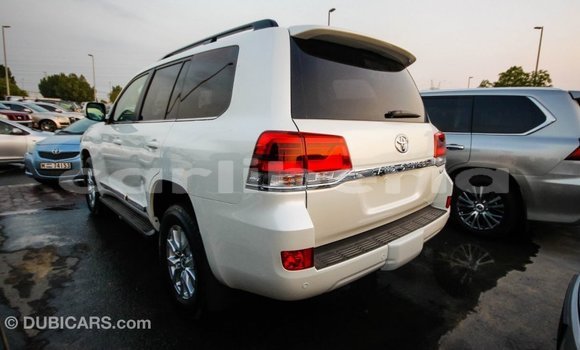 Buy Import Toyota Land Cruiser White Car in Import - Dubai in Bomi County Buy Import Toyota Land Cruiser White Car in Import - Dubai in Bomi County