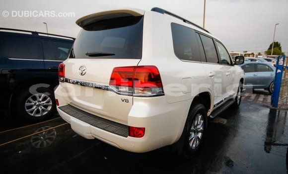 Buy Import Toyota Land Cruiser White Car in Import - Dubai in Bomi County Buy Import Toyota Land Cruiser White Car in Import - Dubai in Bomi County