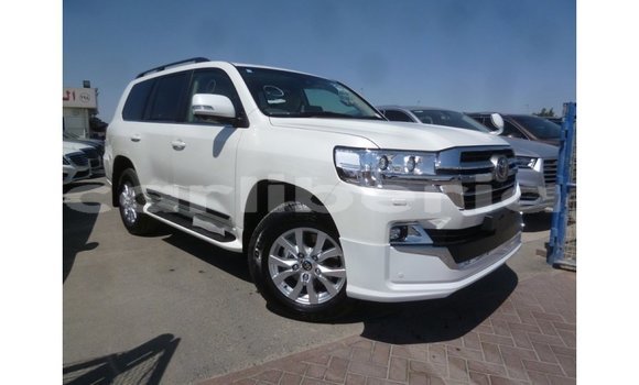 Buy Import Toyota Land Cruiser White Car in Import - Dubai in Bomi County Buy Import Toyota Land Cruiser White Car in Import - Dubai in Bomi County