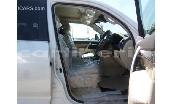Buy Import Toyota Land Cruiser White Car in Import - Dubai in Bomi County Buy Import Toyota Land Cruiser White Car in Import - Dubai in Bomi County