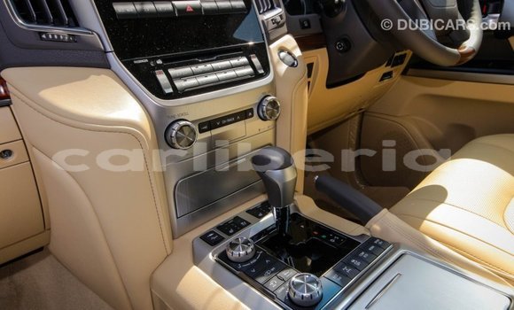 Buy Import Toyota Land Cruiser Black Car in Import - Dubai in Bomi County Buy Import Toyota Land Cruiser Black Car in Import - Dubai in Bomi County