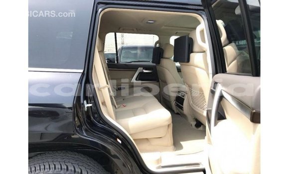 Buy Import Toyota Land Cruiser Black Car in Import - Dubai in Bomi County Buy Import Toyota Land Cruiser Black Car in Import - Dubai in Bomi County