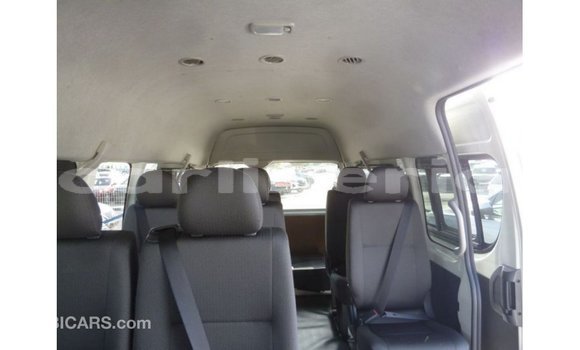 Buy Import Toyota Hiace White Car in Import - Dubai in Bomi County Buy Import Toyota Hiace White Car in Import - Dubai in Bomi County