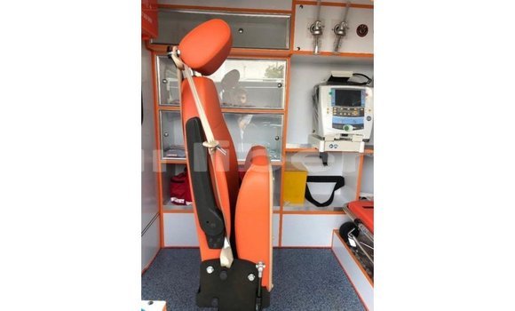 Buy Import Toyota Hiace White Car in Import - Dubai in Bomi County Buy Import Toyota Hiace White Car in Import - Dubai in Bomi County