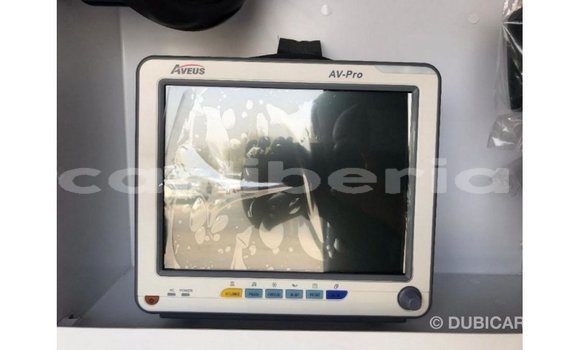 Buy Import Toyota Hiace White Car in Import - Dubai in Bomi County Buy Import Toyota Hiace White Car in Import - Dubai in Bomi County