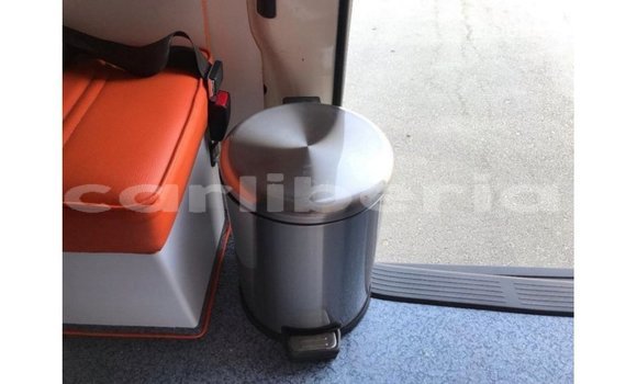 Buy Import Toyota Hiace White Car in Import - Dubai in Bomi County Buy Import Toyota Hiace White Car in Import - Dubai in Bomi County