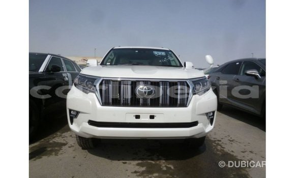 Acheter Import Voiture Toyota Prado Blanc à Import - Dubai, Comté de Bomi Acheter Import Voiture Toyota Prado Blanc à Import - Dubai, Comté de Bomi