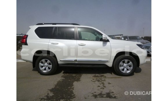 Acheter Import Voiture Toyota Prado Blanc à Import - Dubai, Comté de Bomi Acheter Import Voiture Toyota Prado Blanc à Import - Dubai, Comté de Bomi