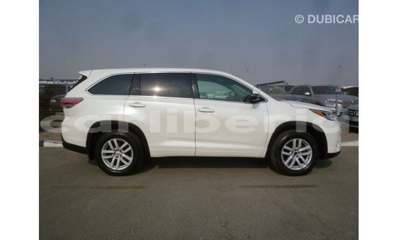 Buy Import Toyota Kluger White Car in Import - Dubai in Bomi County Buy Import Toyota Kluger White Car in Import - Dubai in Bomi County