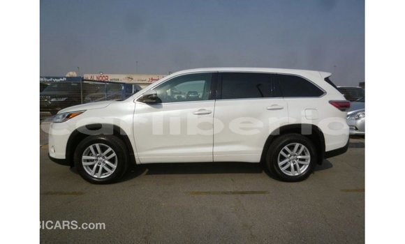 Buy Import Toyota Kluger White Car in Import - Dubai in Bomi County Buy Import Toyota Kluger White Car in Import - Dubai in Bomi County